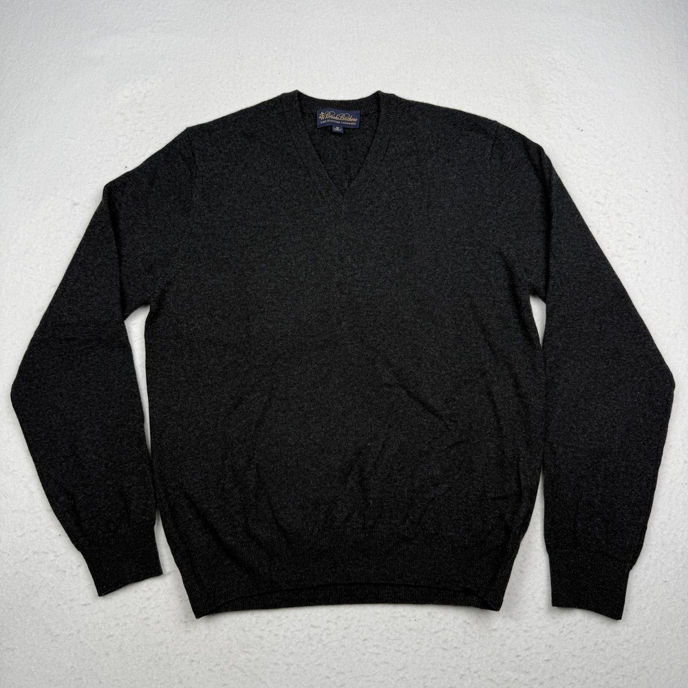 Brooks Brothers Sweater Mens Medium Gray 2 Ply Scottish Cashmere V Neck Italy